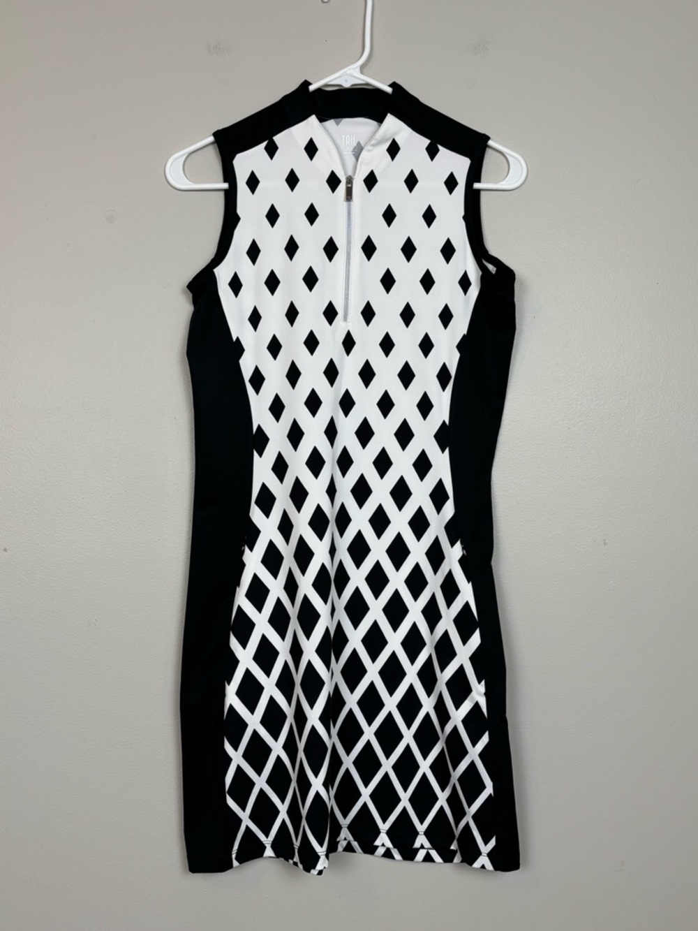 Tail Activewear Zamora Sleeveless Golf Dress ib Black White Geometric Womens XS